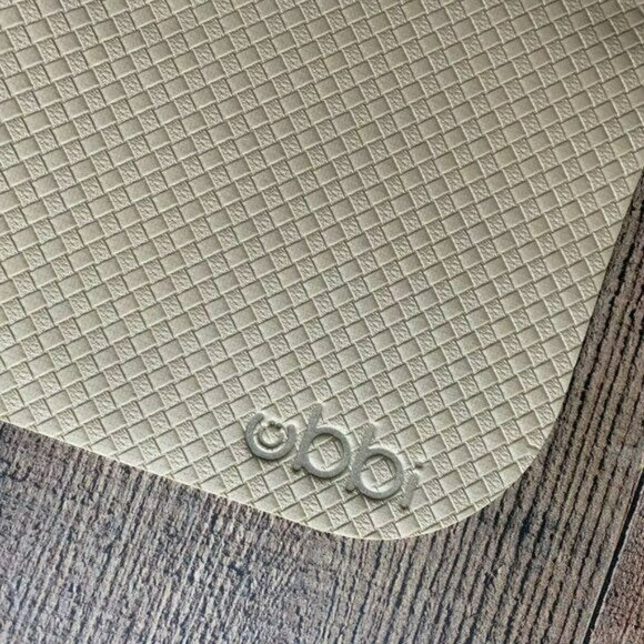 Ubbi On The Go Travel Diaper Beige and White Changing Mat with bag baby NWTs - Picture 7 of 7